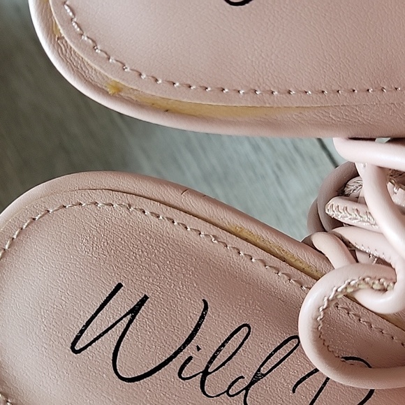 NEW Wild Pair clear heel sandals 8 - Picture 9 of 9